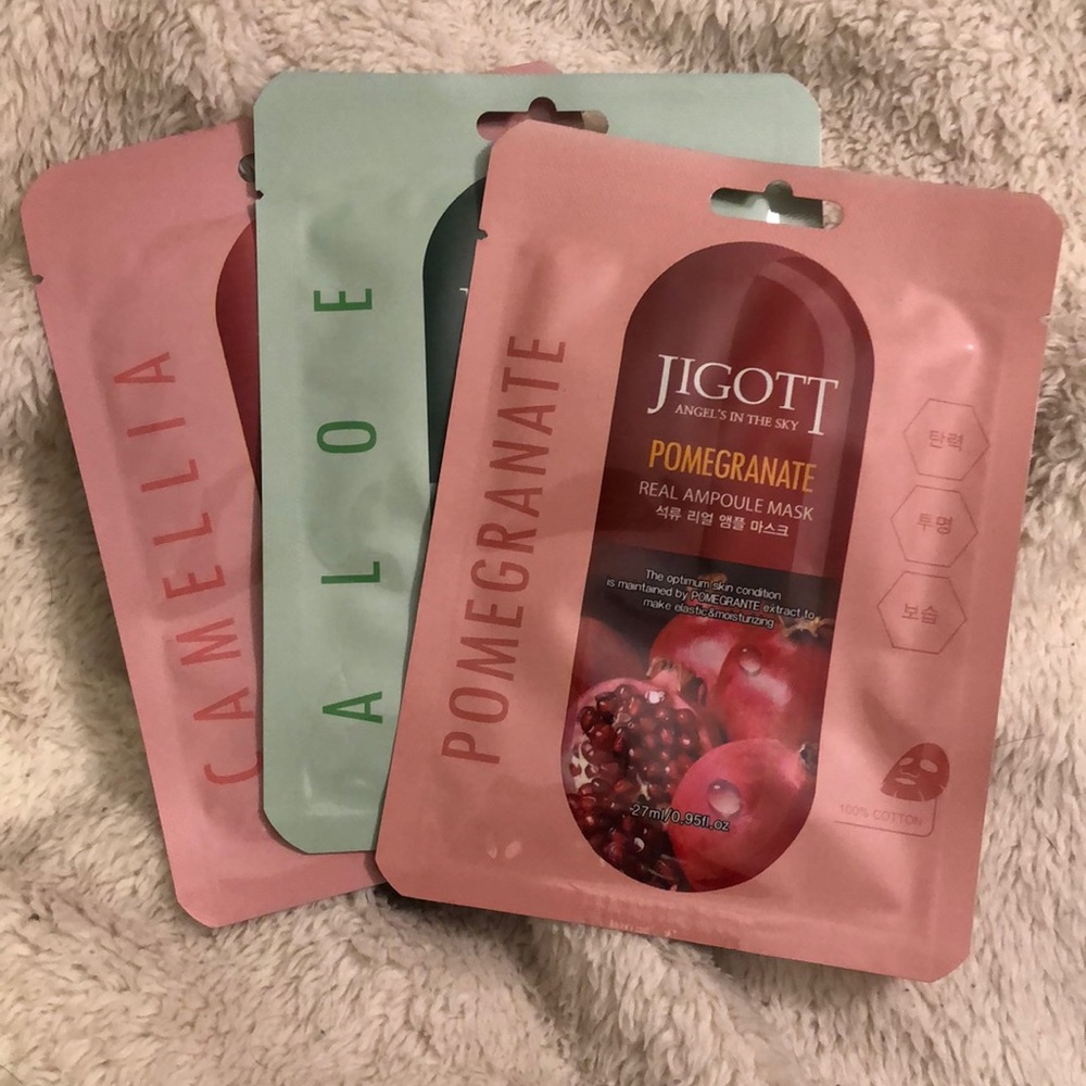 🌺 3 Facemasks 🌺